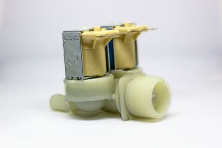 Dvoucestný vodní ventil - pračka (Two-way water valve-washing machine)